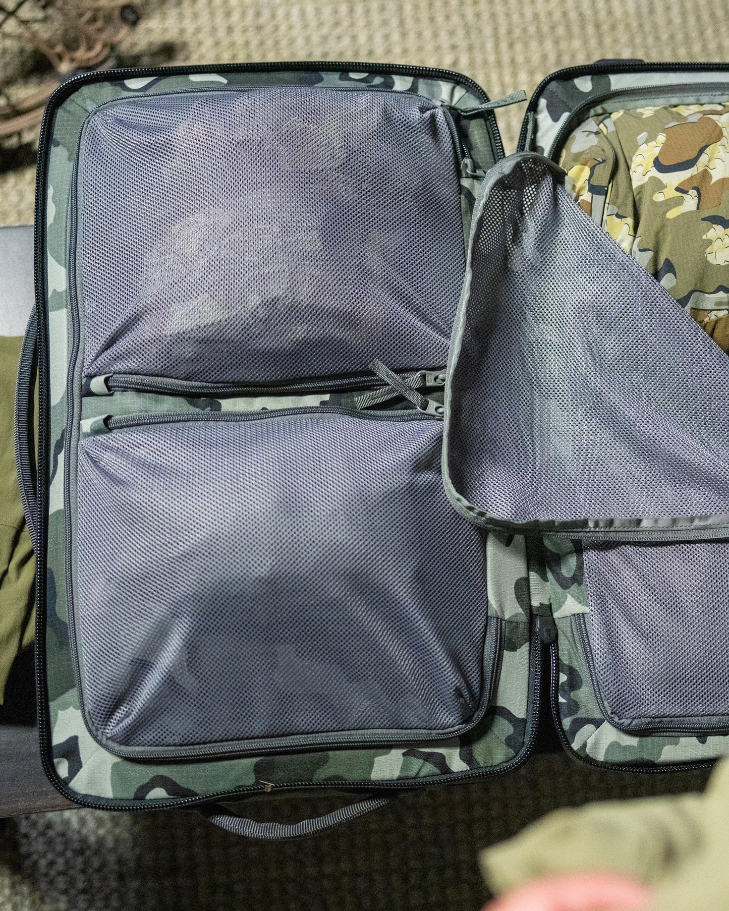 Waypoint 3000 Carry-On Roller