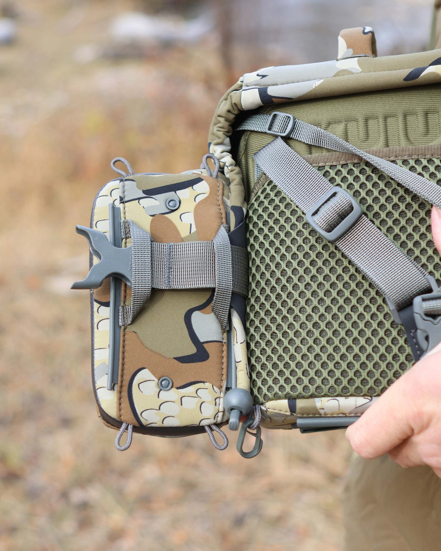 PRO G3 Bino Harness Accessory Pocket