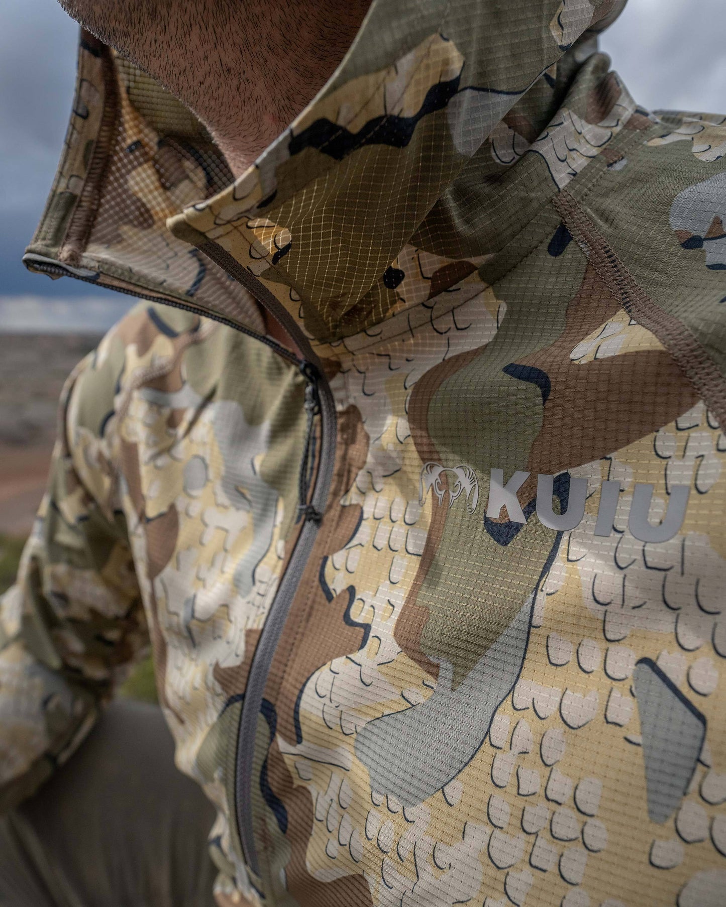 Tiburon Hybrid Hoodie