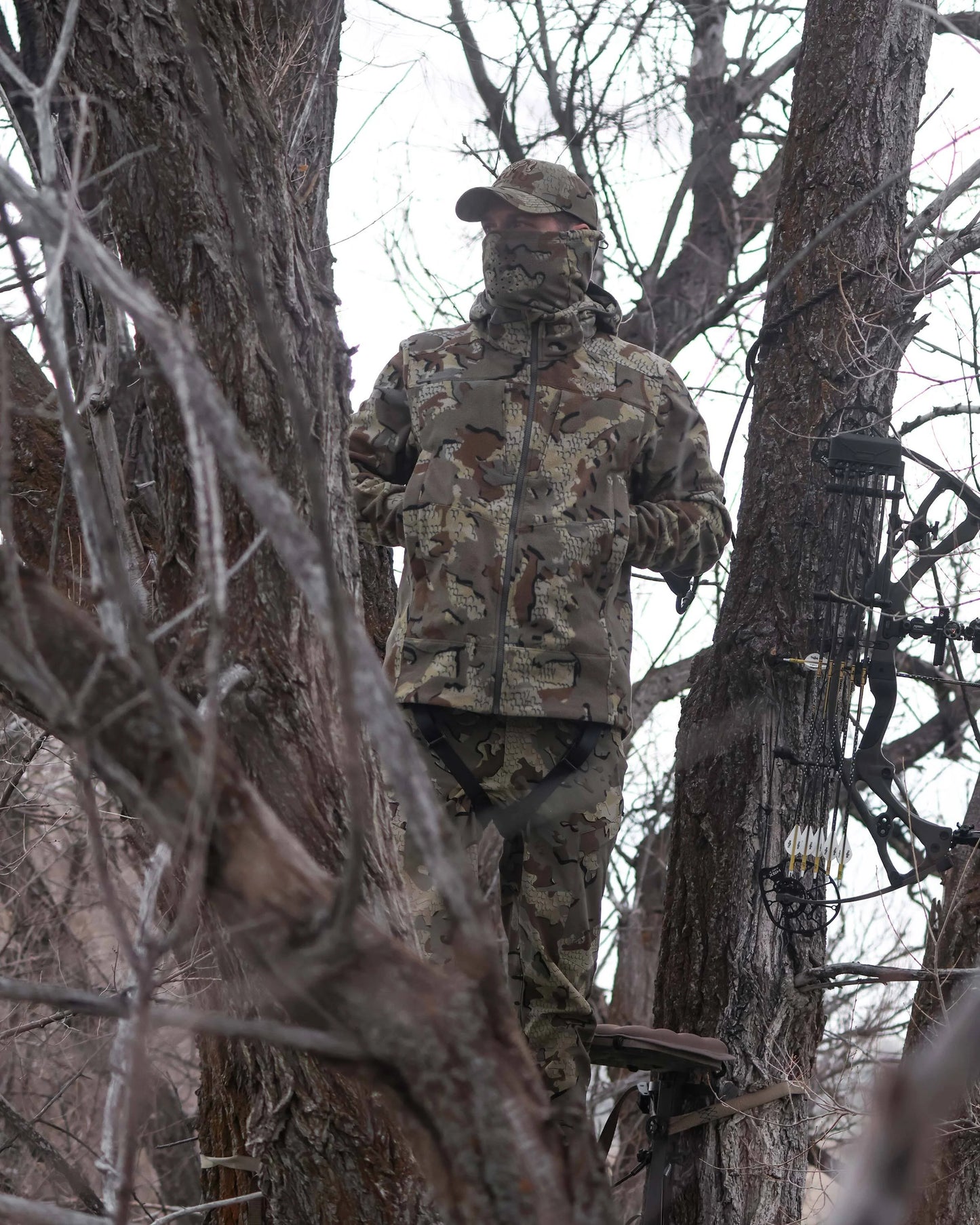 KUIU Proximity LT Hooded Jacket